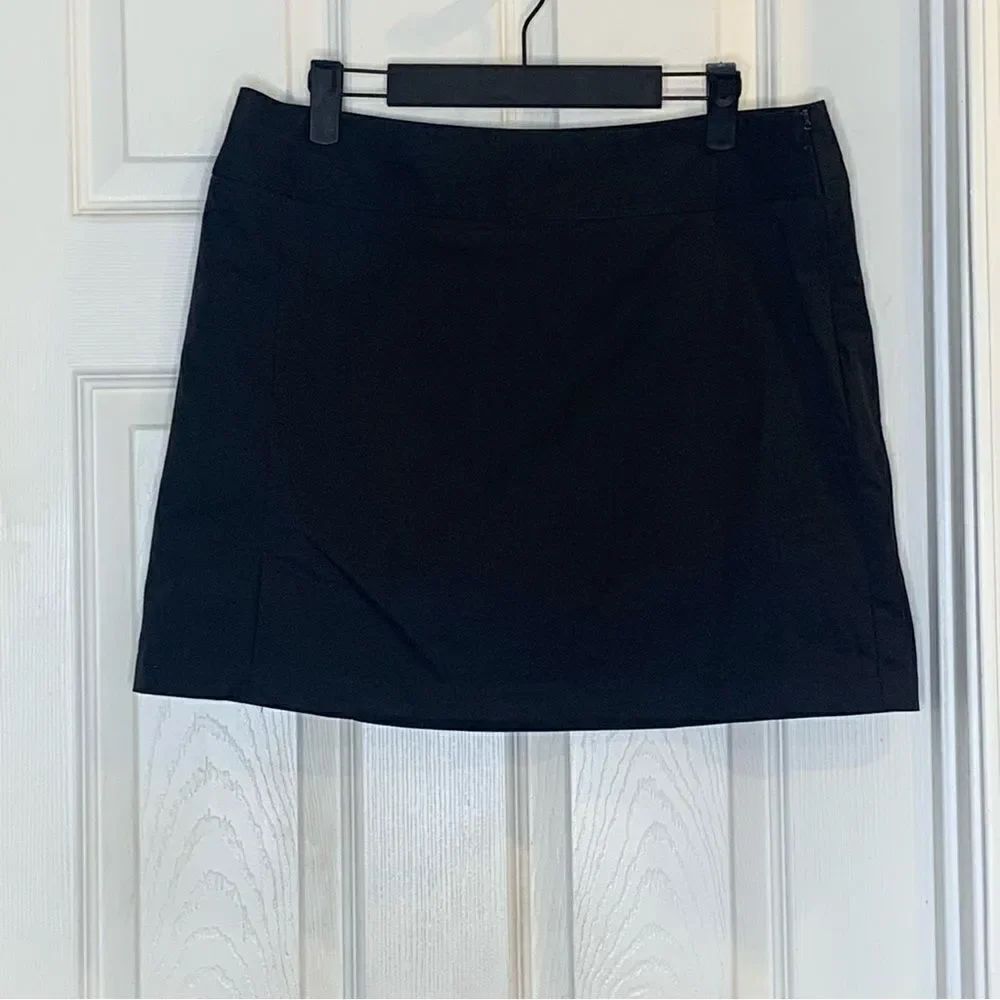 Adidas ClimaCool Three Stripes Golf Tennis Skort Size 8
